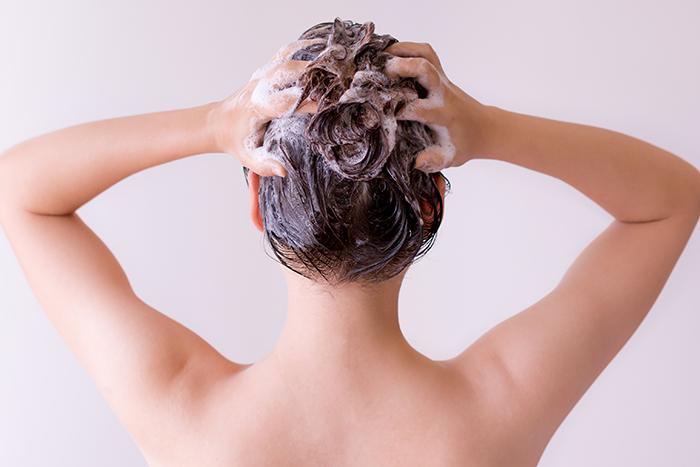 Dandruff vs Dry Scalp