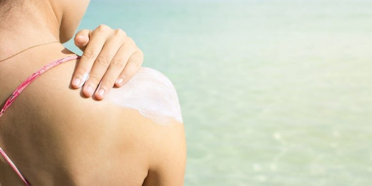 SPF Moisturizer, Foundation and Lips to Say Yes to Summer, No to Sun Damage