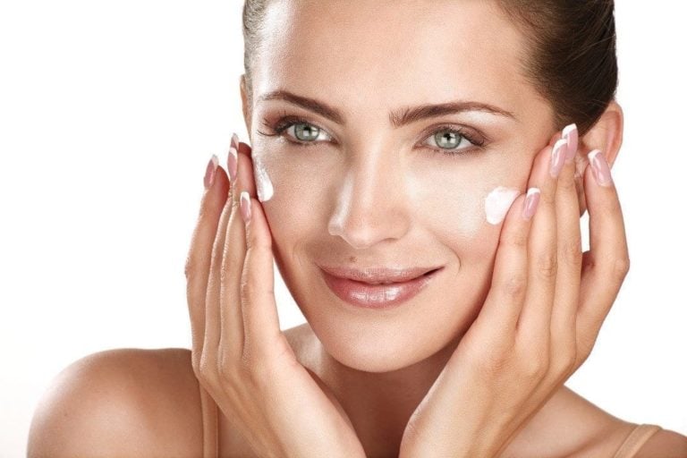Why You Need a Facial Cream With Vitamin C