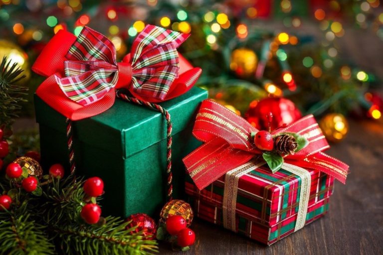 Holiday Gift Ideas for Skin Care Products