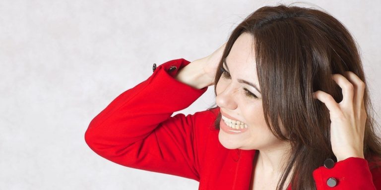 Feeling Flaky? Here's the Best Anti-Dandruff Shampoo