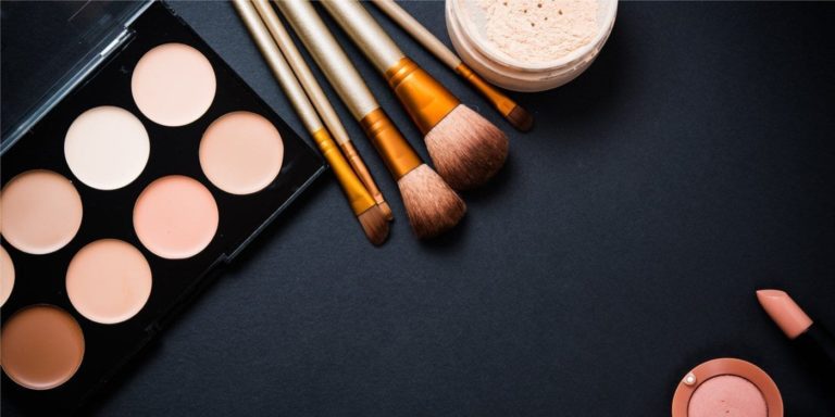 How to Choose a Color Correcting Palette for Your Skin