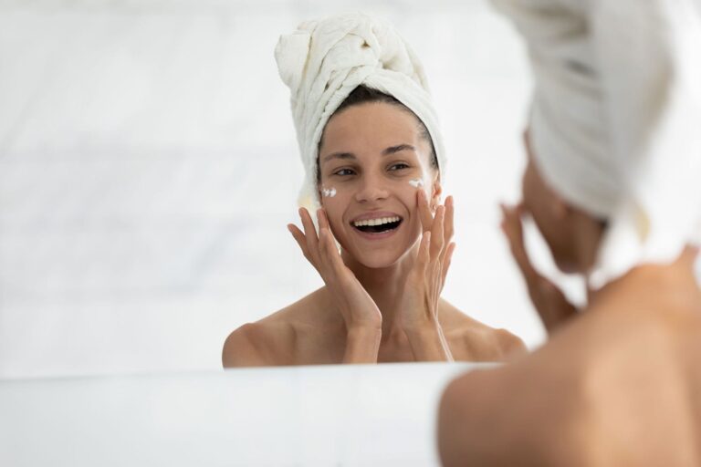 The Proper Way to Use a PCA Clarifying Mask